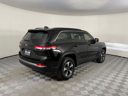 Used 2025 Jeep Grand Cherokee Limited 4xe AWD/4WD image 7