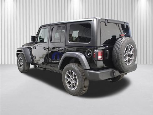 New 2026 Jeep Wrangler Unlimited Sport AWD/4WD image 5