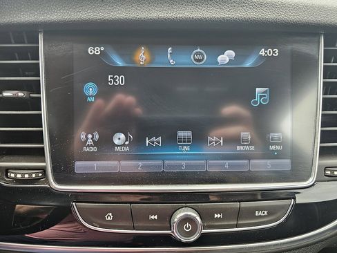 Used 2018 Buick Encore Essence w/ Experience Buick Package image 31