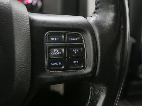 Used 2017 RAM 1500 Sport image 32