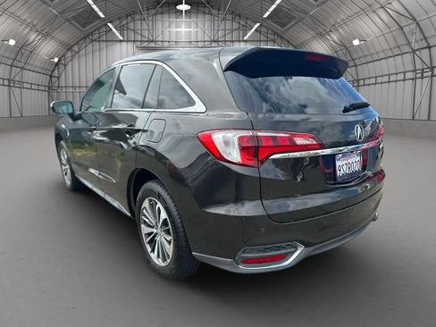 Used 2017 Acura RDX w/ Advance Package AWD/4WD image 4