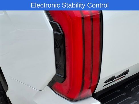 Used 2025 Toyota Tundra Limited image 12