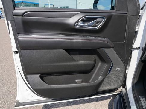 Used 2022 Chevrolet Suburban RST w/ Luxury Package AWD/4WD image 26