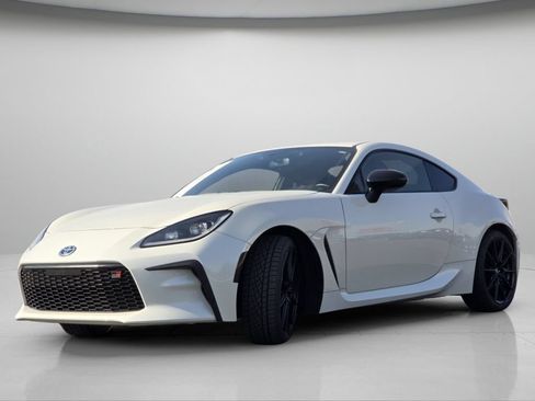 Used 2022 Toyota GR86 Premium RWD image 20