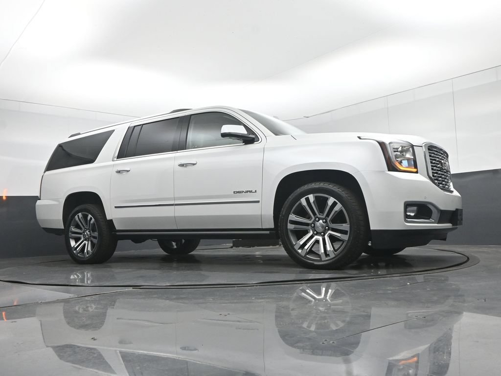 Used 2019 GMC Yukon XL Denali w/ Denali Ultimate Package AWD/4WD image 67