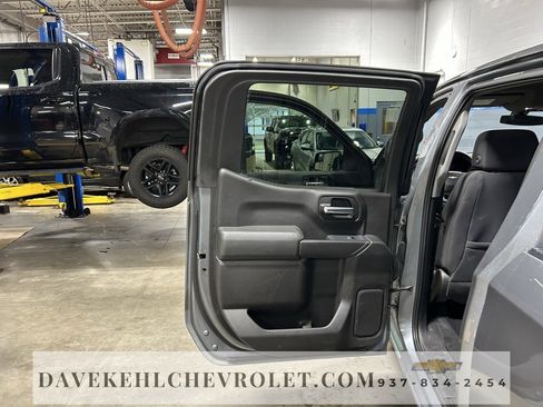 Used 2020 Chevrolet Silverado 1500 LT w/ All-Star Edition image 17