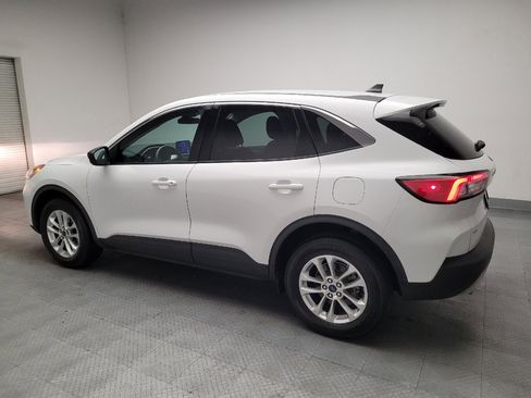 Used 2022 Ford Escape SE AWD/4WD image 3