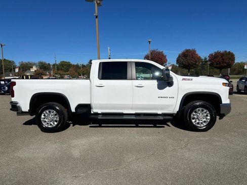 New 2026 Chevrolet Silverado 2500 LT w/ All Star Edition image 9