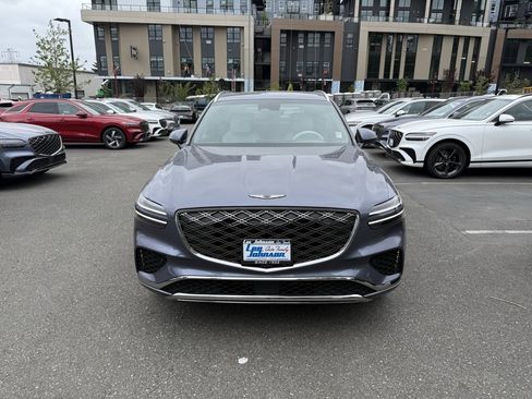 Used 2026 Genesis GV70 2.5T Advanced image 2