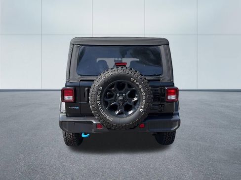 Used 2023 Jeep Wrangler Unlimited w/ 8.4" Radio Group AWD/4WD image 6