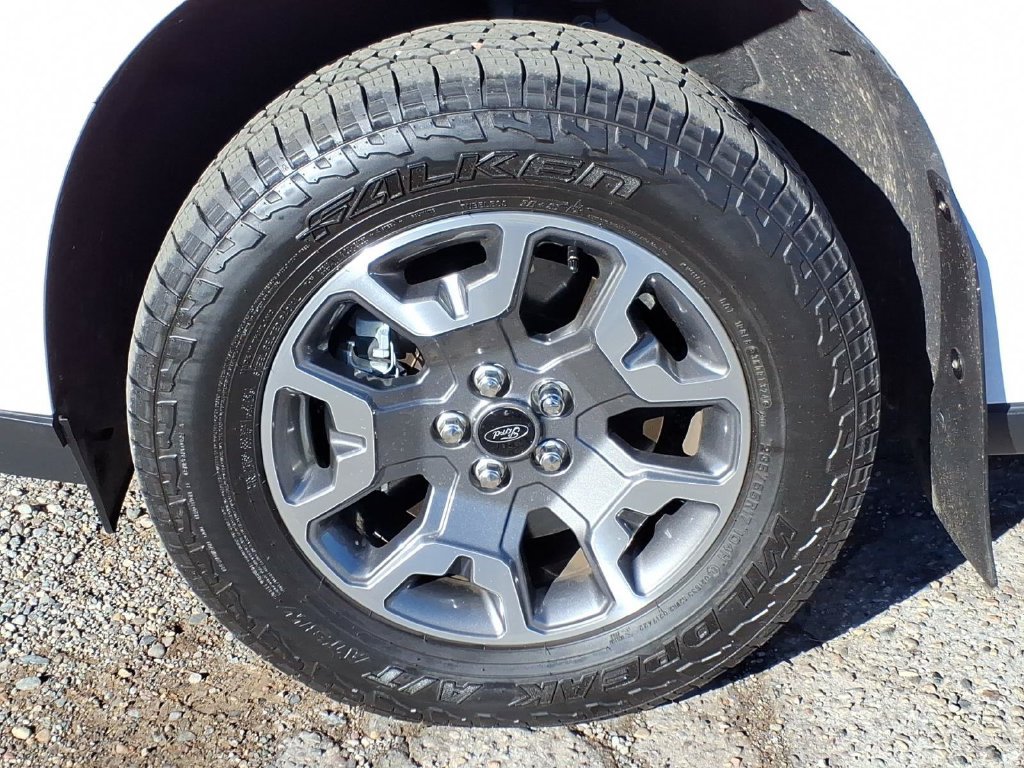 Certified 2024 Ford Maverick XLT w/ XLT Luxury Package AWD/4WD image 9