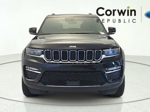 Used 2024 Jeep Grand Cherokee Limited AWD/4WD image 2