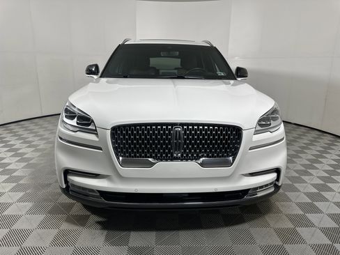 Certified 2024 Lincoln Aviator Reserve w/ Equipment Group 201A image 2