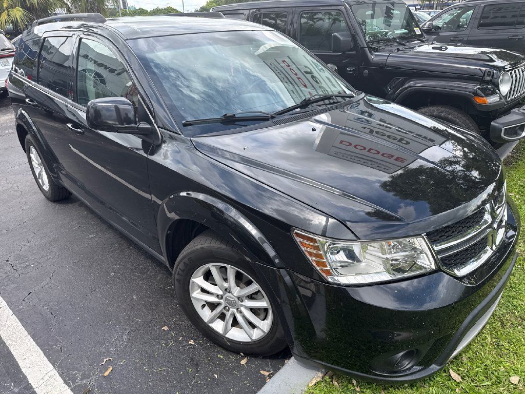 Used 2013 Dodge Journey SXT w/ Flexible Seating Group FWD image 3