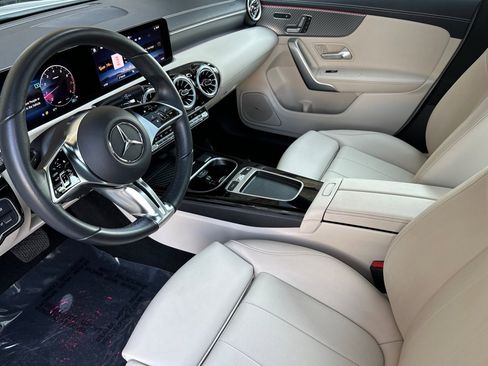 Certified 2025 Mercedes-Benz CLA 250 image 10