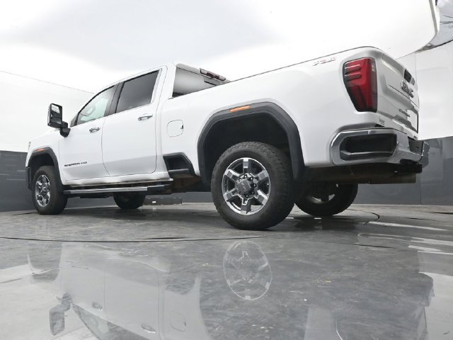 Used 2025 GMC Sierra 2500 SLT w/ SLT Convenience Package AWD/4WD image 41
