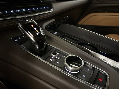 Used 2024 Cadillac Escalade Sport w/ LPO, Floor Liner Package image 21