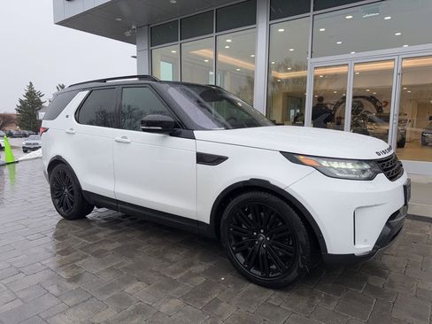 Used 2019 Land Rover Discovery HSE image 3