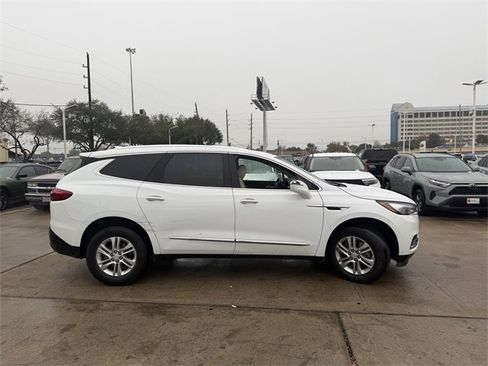 Used 2019 Buick Enclave Essence image 4