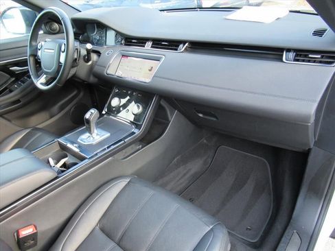 Used 2020 Land Rover Range Rover Evoque R-Dynamic S image 11