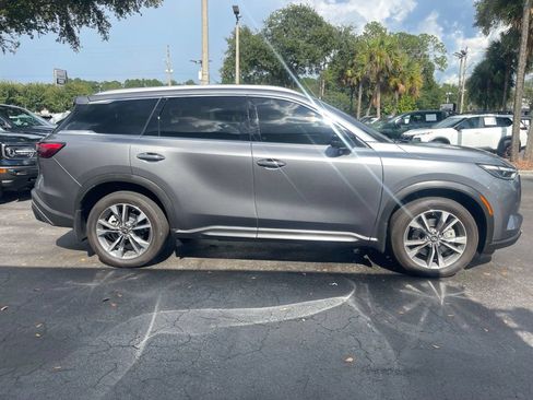 Used 2025 INFINITI QX60 Luxe w/ Vision Package FWD image 7
