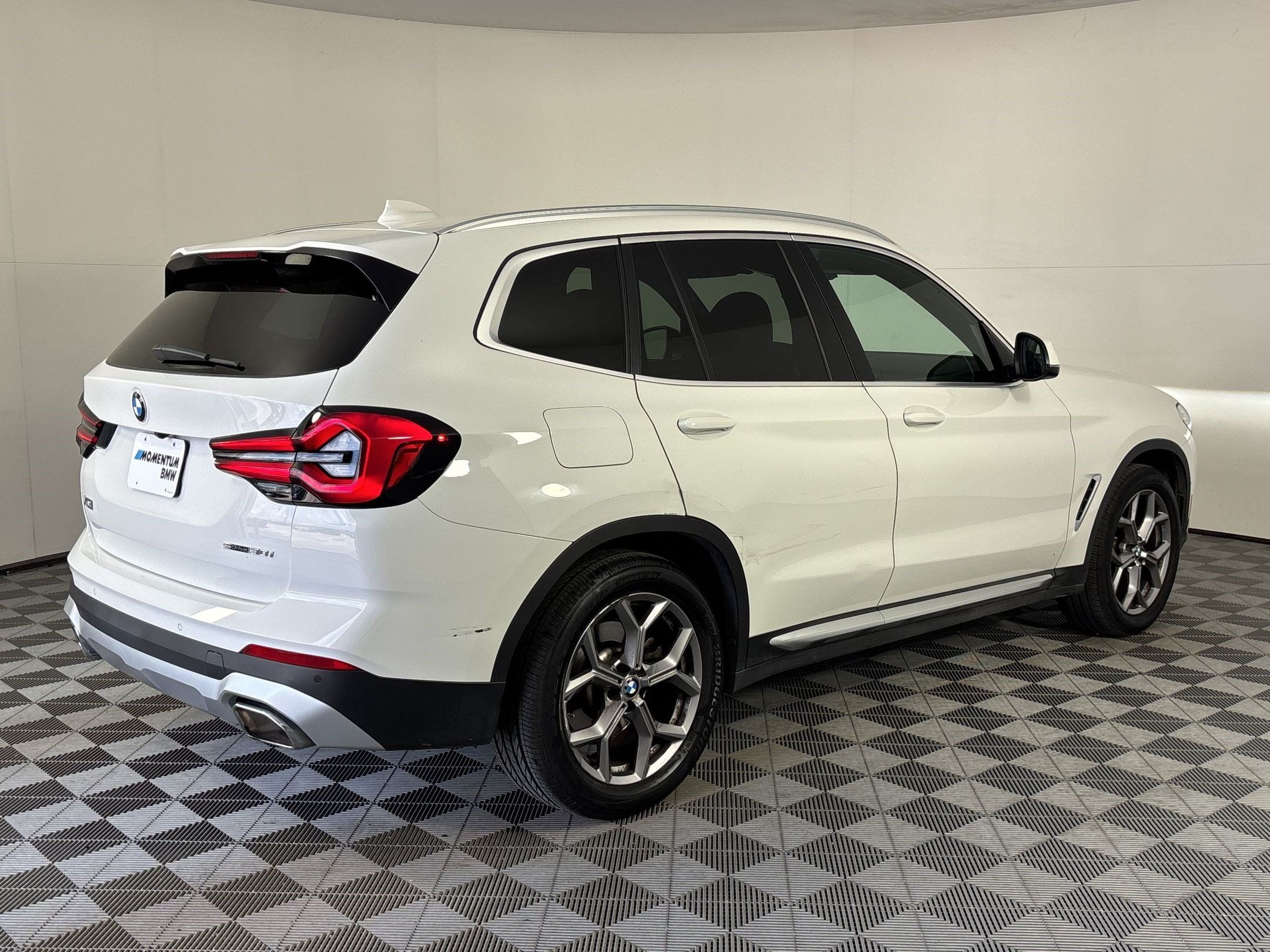 Used 2023 BMW X3 sDrive30i w/ Convenience Package RWD image 9