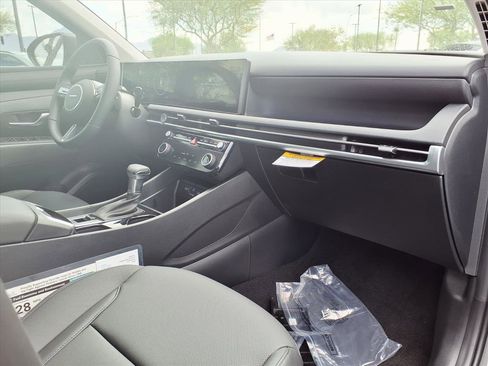 New 2026 Hyundai Tucson SEL image 6