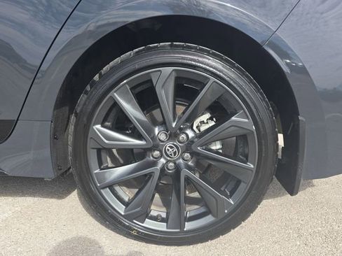 Certified 2025 Toyota Corolla SE image 32