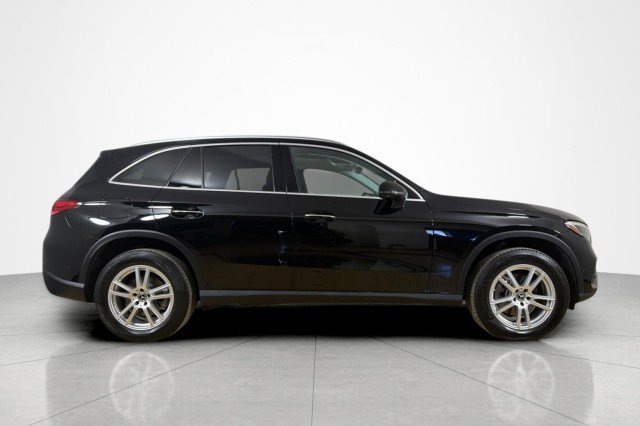 Used 2023 Mercedes-Benz GLC 300 4MATIC image 6