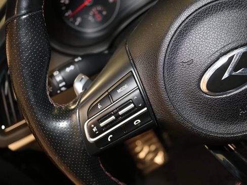 Used 2019 Kia Stinger GT1 image 36