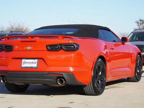 Used 2023 Chevrolet Camaro LT image 9