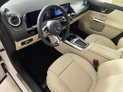 New 2026 Mercedes-Benz GLA 250 4MATIC image 7