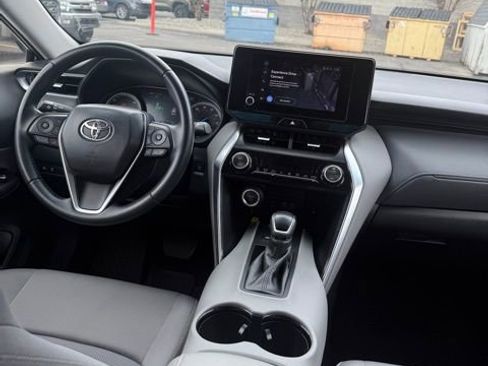 Certified 2023 Toyota Venza LE AWD/4WD image 27
