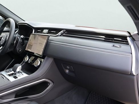 Used 2026 Jaguar F-PACE R-Dynamic S AWD/4WD image 10