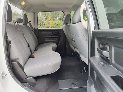 Used 2018 RAM 2500 Tradesman w/ Chrome Appearance Group image 14