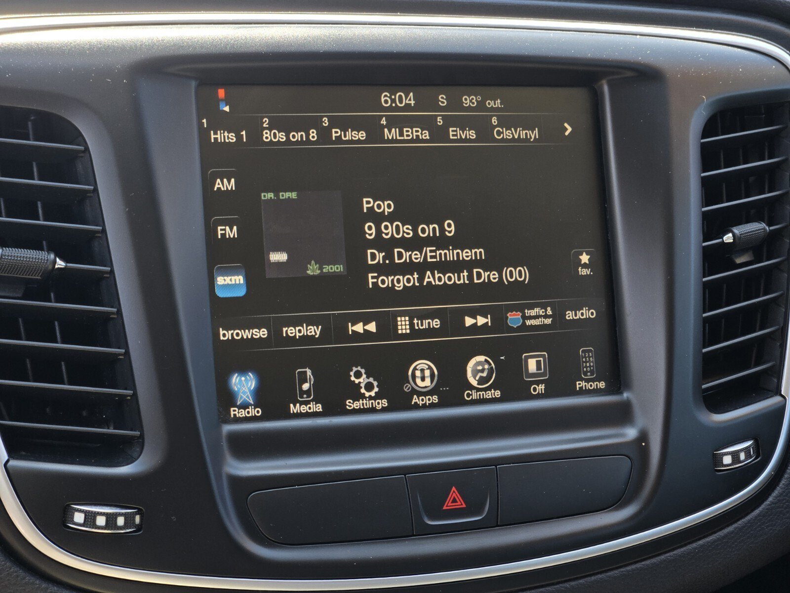 Used 2015 Chrysler 200 Limited w/ Convenience Group FWD image 16