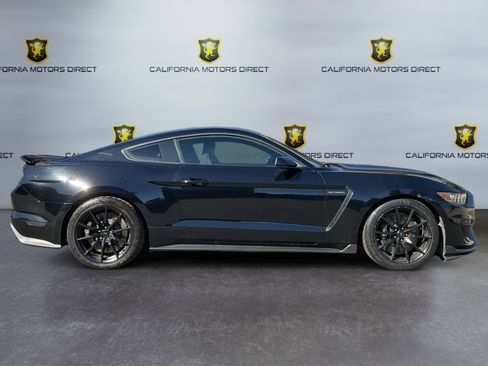 Used 2016 Ford Mustang Shelby GT350 w/ Track Package image 4