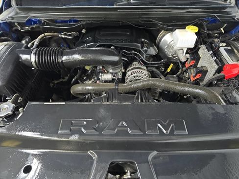 Used 2022 RAM 1500 Big Horn AWD/4WD image 12