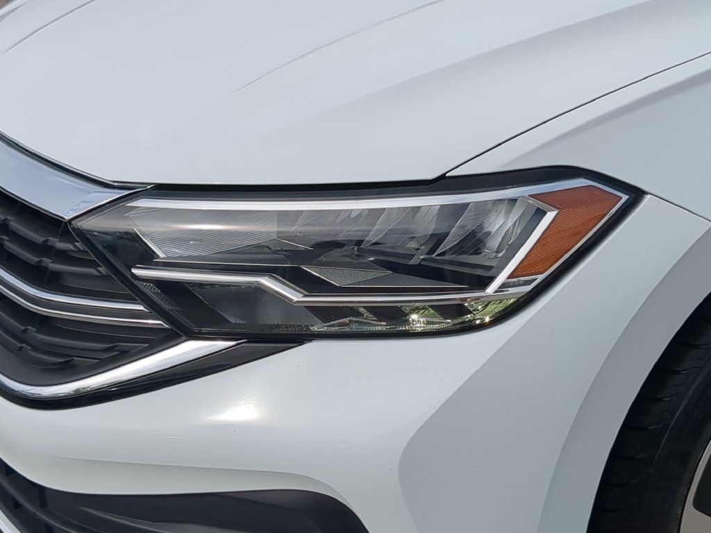 Certified 2024 Volkswagen Jetta S FWD image 7