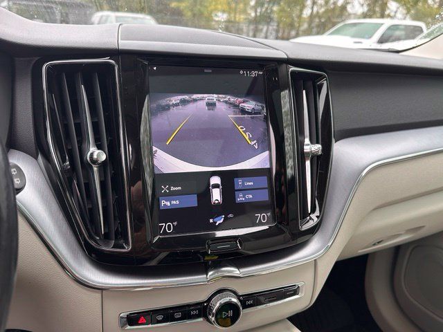 Used 2020 Volvo XC60 T5 Momentum FWD image 29