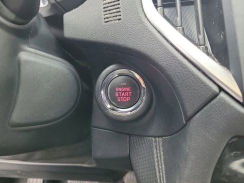 Used 2019 Subaru Forester Premium image 27