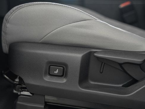 New 2026 Toyota Tacoma SR5 AWD/4WD image 33