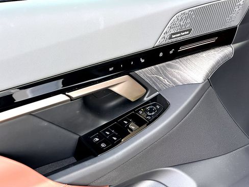 New 2026 BMW 530i w/ Executive Package RWD image 11