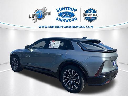 Used 2024 Cadillac Lyriq Sport w/ LPO, Floor Liner Package AWD/4WD image 3