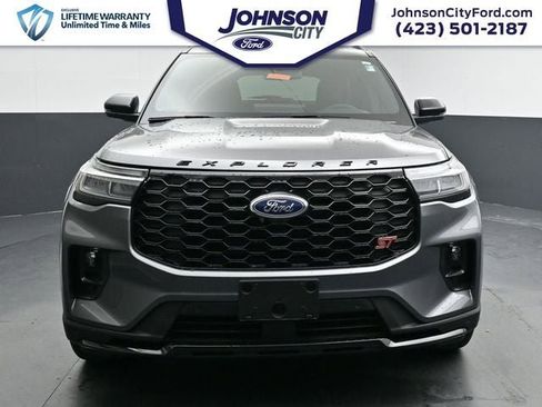New 2026 Ford Explorer ST w/ Sun And Sound Package image 4