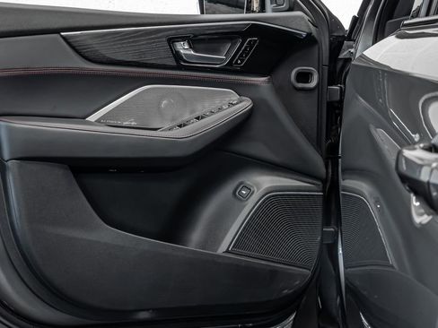 Used 2023 Acura MDX Type S image 9