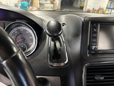 Used 2019 Dodge Grand Caravan GT image 15