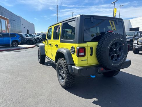 Used 2023 Jeep Wrangler Unlimited w/ 8.4" Radio Group image 7