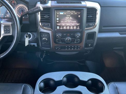 Used 2016 RAM 2500 Laramie image 7
