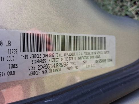 Used 2018 Dodge Grand Caravan SXT FWD image 18